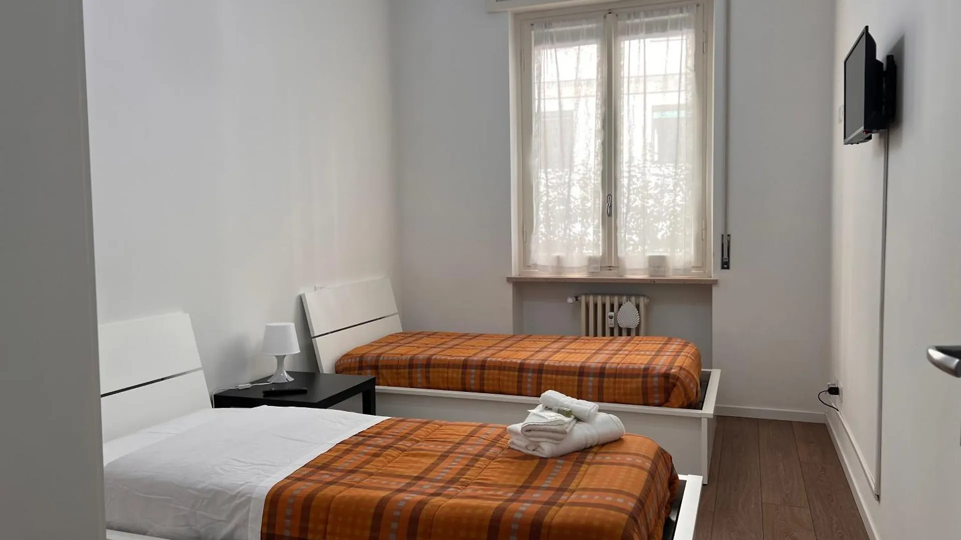 Suite Verdi - Apartament Centro Parma 0*,  Italy